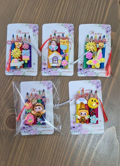 Mărțișoare din creioane colorate