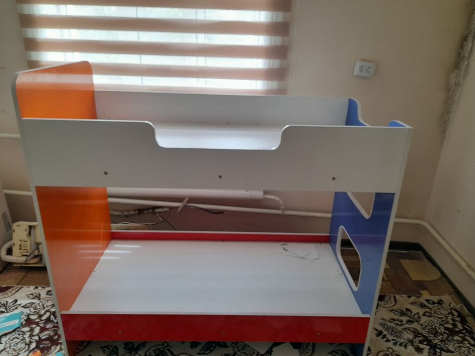 Детский кровать и мебель