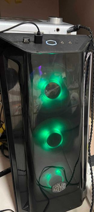 Настолен компютър, може и на части