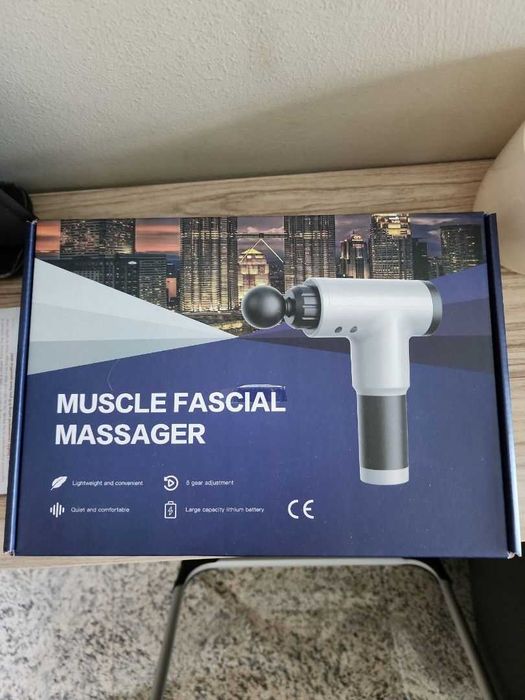 Масажиращ пистолет за мускули 6 в 1 - Fascial Gun