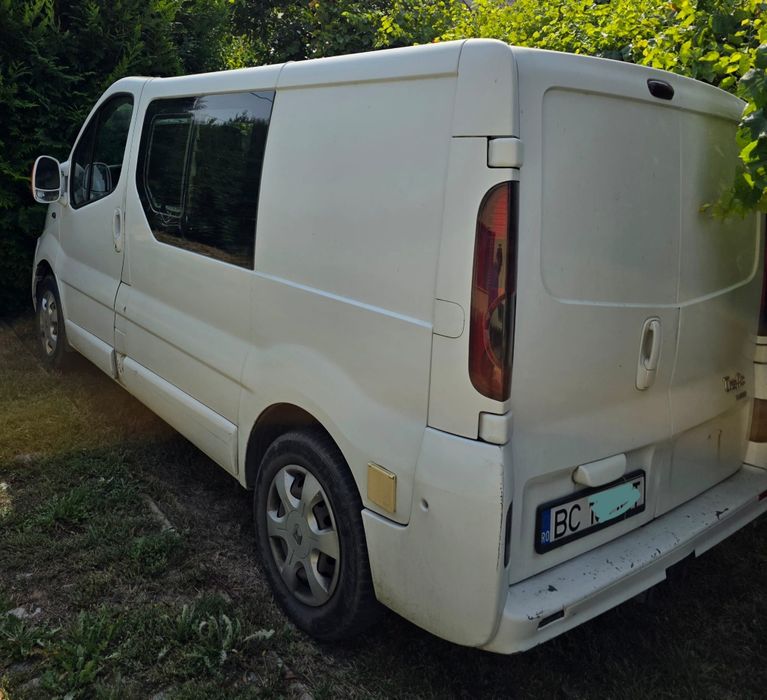 Renault Trafic 2.0 dCi – 2007 – 3 locuri – 370.000+ km
