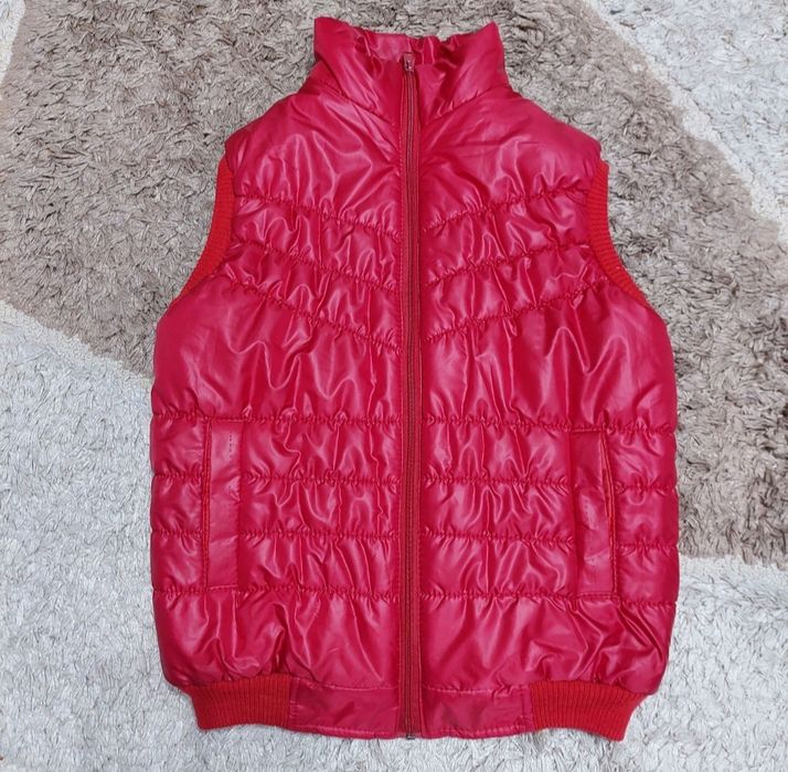 Продам жилетку 42-44р