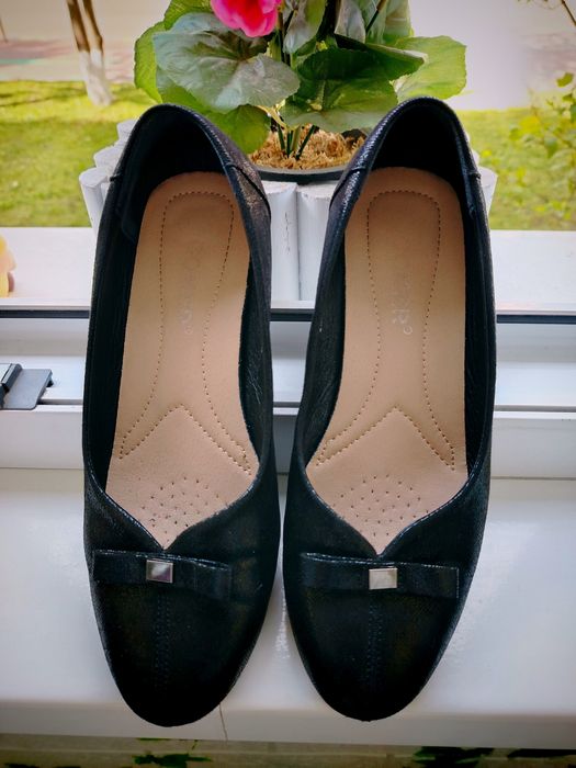 Pantofi de damă negri, mar 38,de primăvară, superpret