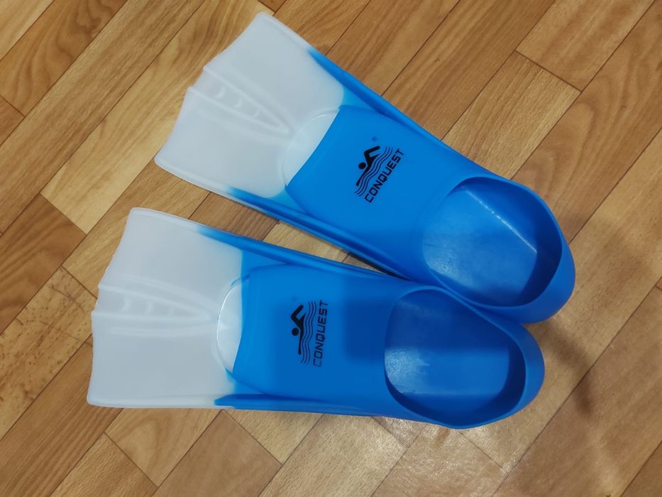 Продам ласты и лопатки