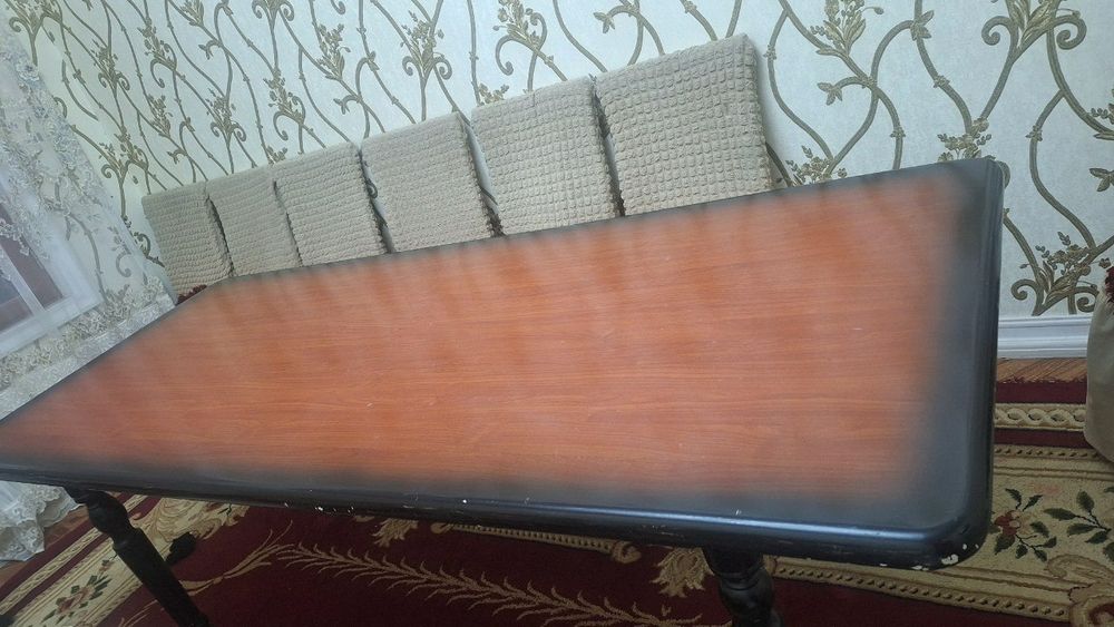 Стол стуллар сотилади