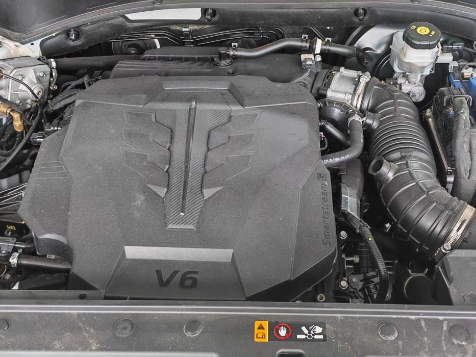 Продается хундае Санта-Фе 3.5 матор фул пазитсия