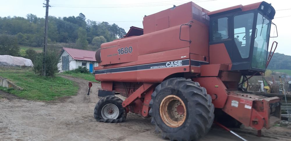 Dezmembram combina Case IH 1680