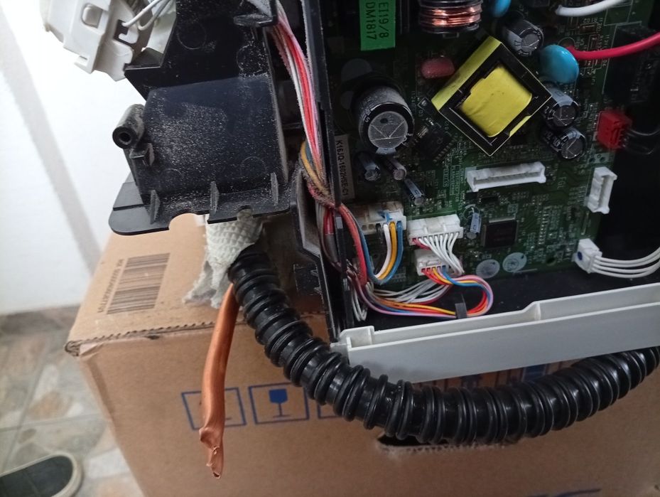 Продавам климатик Fujitsu General