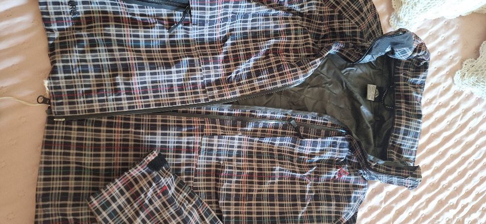 Олекотено яке Nike, Gore Тex технология, размер М