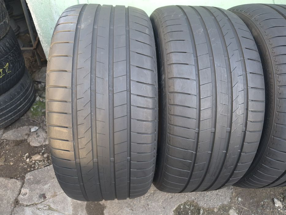 285 35 22  Anvelope de vară Bridgestone