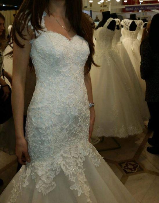 Rochie de mireasa tip sirena