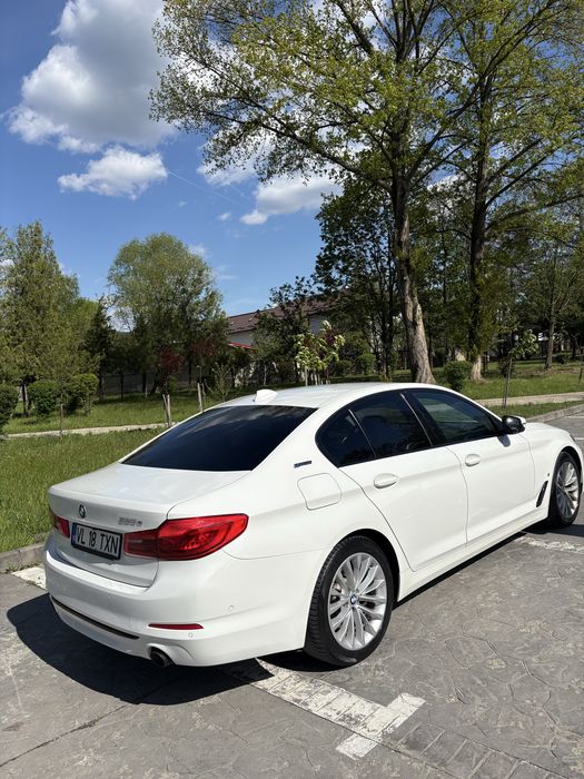 Bmw 530e Hybrid benzina