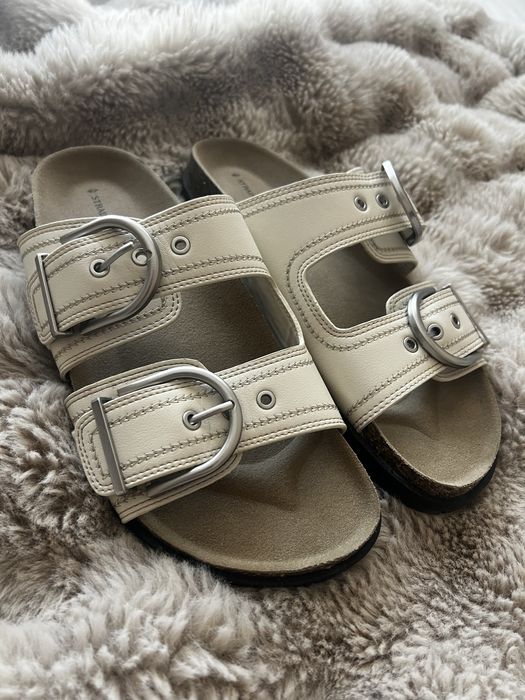 Масивни чехли Stradivarius с катарами