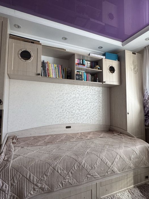 Детская стенка шкафы и кровать