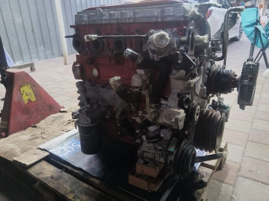 Двигатель Хино 300