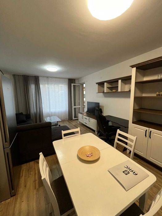 Дава се под наем Двустаен апартамент в София, Зона Б-19 - 81 кв.м за 740 € - Снимка #1