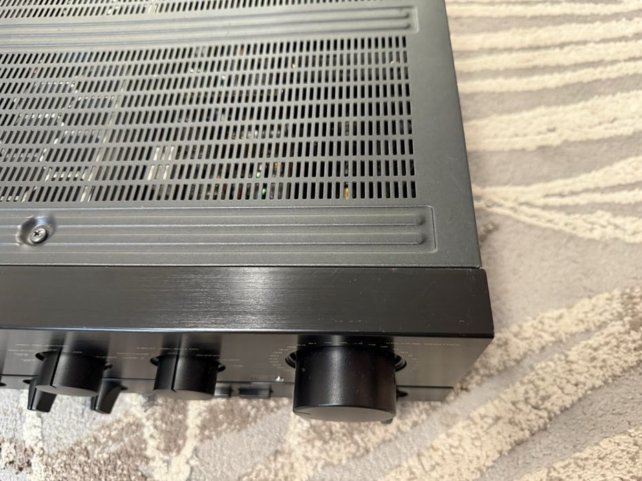 Pioneer A-757 Стерео усилвател
