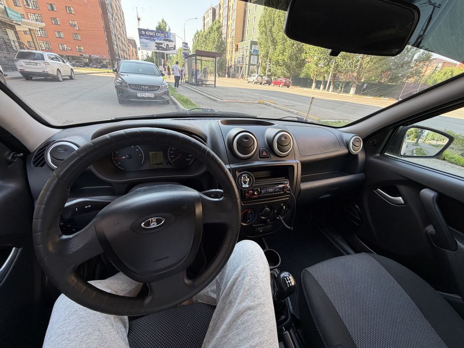 Lada granta 2015