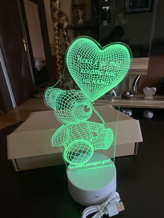 Лампа светещо 3D мече.Ново!
