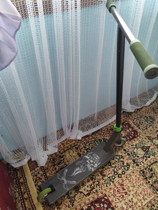 Трюковой самокат