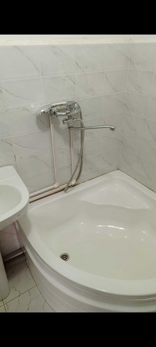 Вир хонали квартира сотилади ремонт билан. Хаваст.