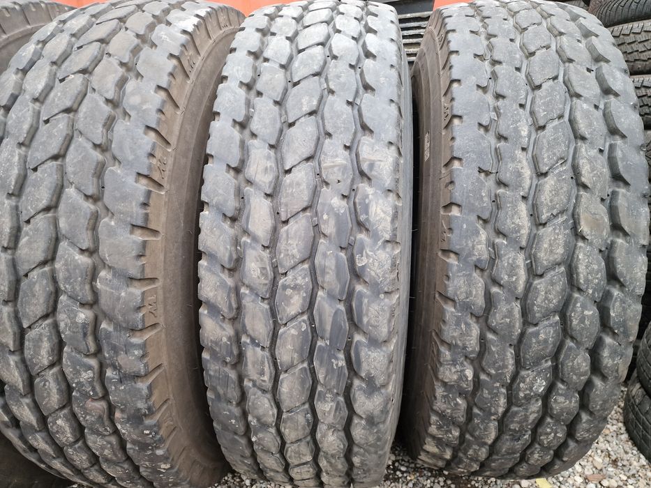 CAUCIUCURI macara 445/95R25 marca Mitas