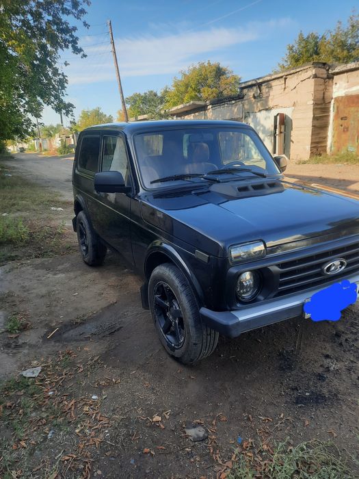 Продам Нива Урбан 21214