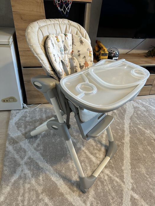 Стульчик для кормления в отличном состоянии