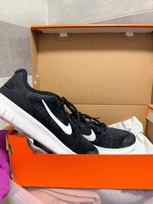 Запазени маратонки NIKE, като нови!