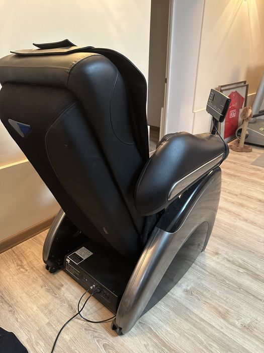 Профессиональное массажное кресло