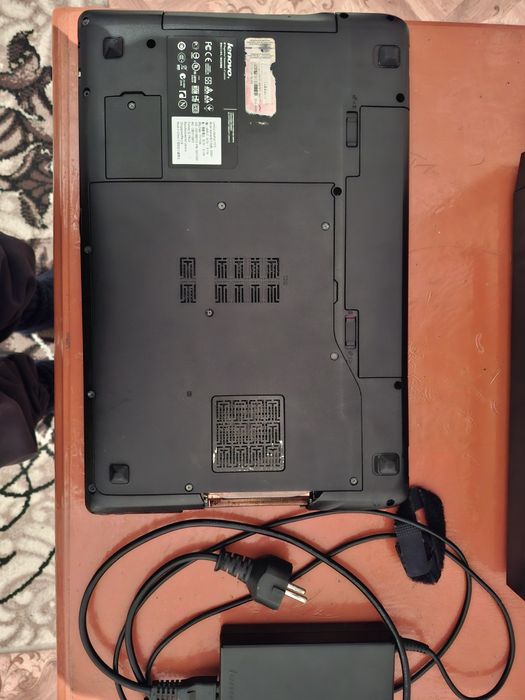 Ноутбук Lenovo Y570