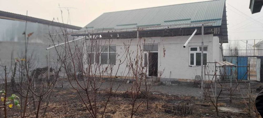 Ховли сотилади 5 сотих 3 хона, Андижон шахар, Камолот кучада.