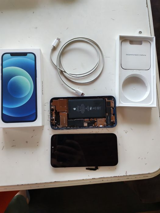 Айфон 12 за части