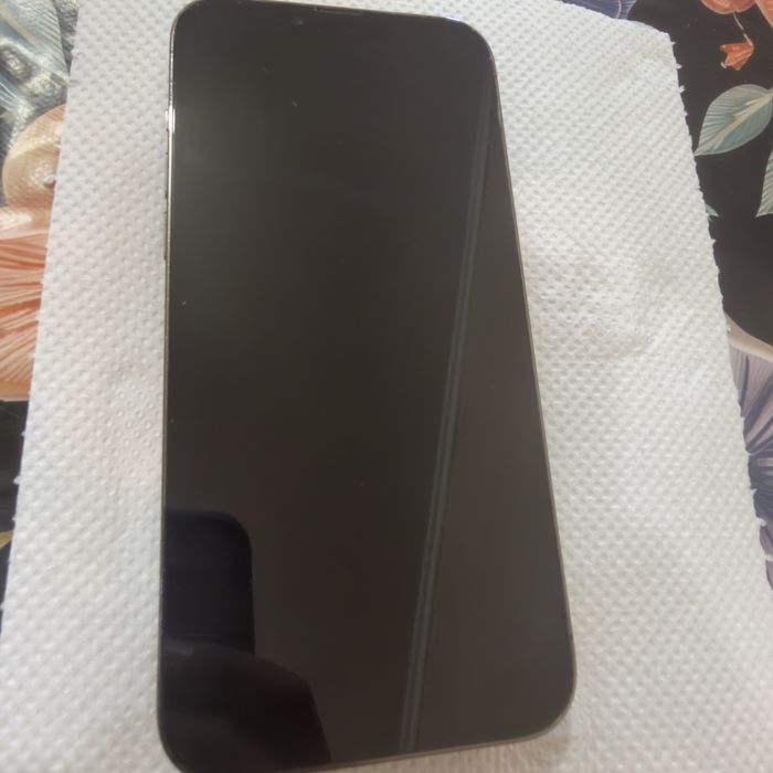 iPhone 13 Pro Max – schimb cu iPhone 15