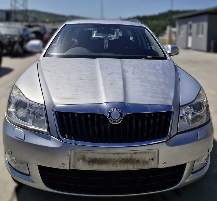 Dezmembrez Skoda Octavia 2 facelift 2012 1.6D 2.0D Skoda Fabia 2 2009