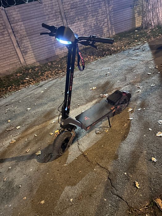 Trotineta kukirin g4