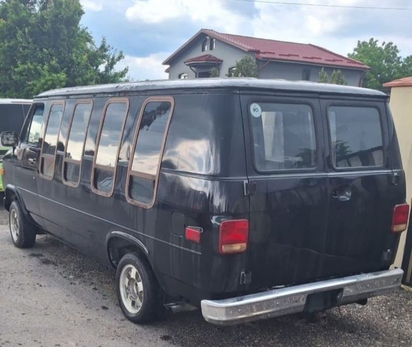 Chevrolet chevy van 4400euro