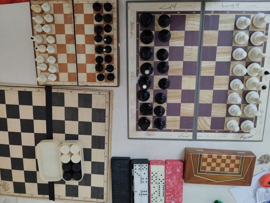 Шахматы продам корболитовые