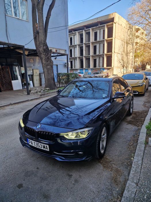Автомобил BMW 320