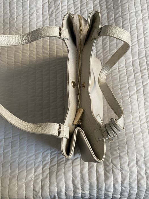 Маркови чанти от естествена кожа