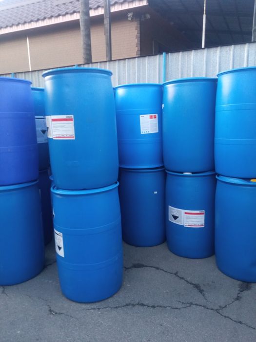 Продам.200.лит.бочки.