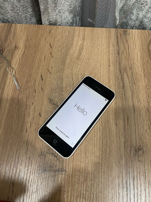 iPhone 5с рабочий