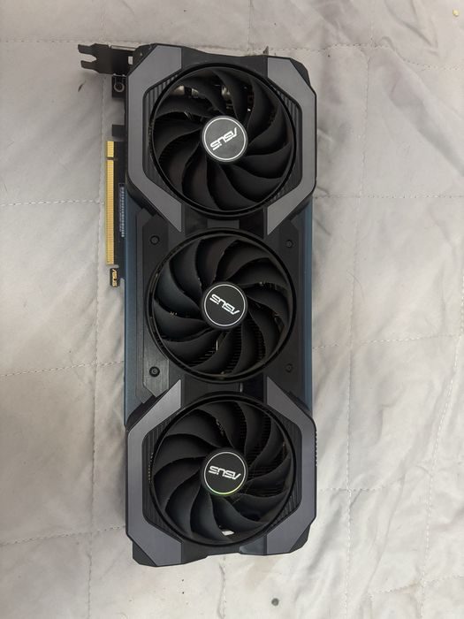 Asus 4060 ti 8 гигов
