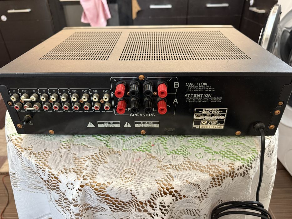 Pioneer A-447 стерео усилвател
