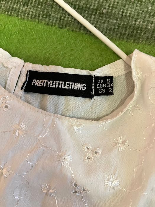 Бяла лятна рокля 34 размер