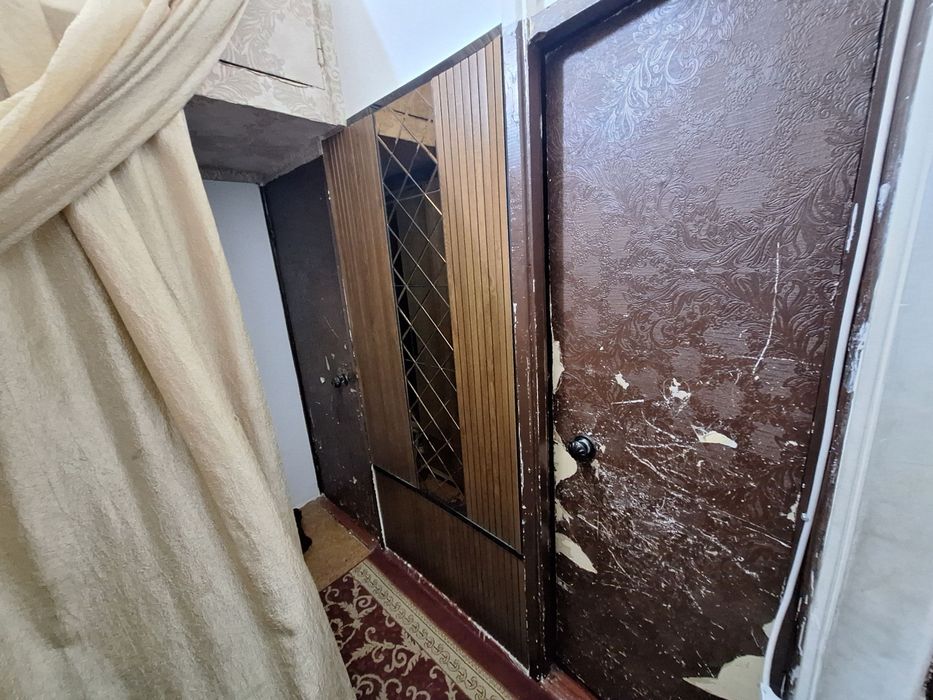 Продаётся квартира Юнусабад 7 квартал 1*2/2/4 49000у.е.