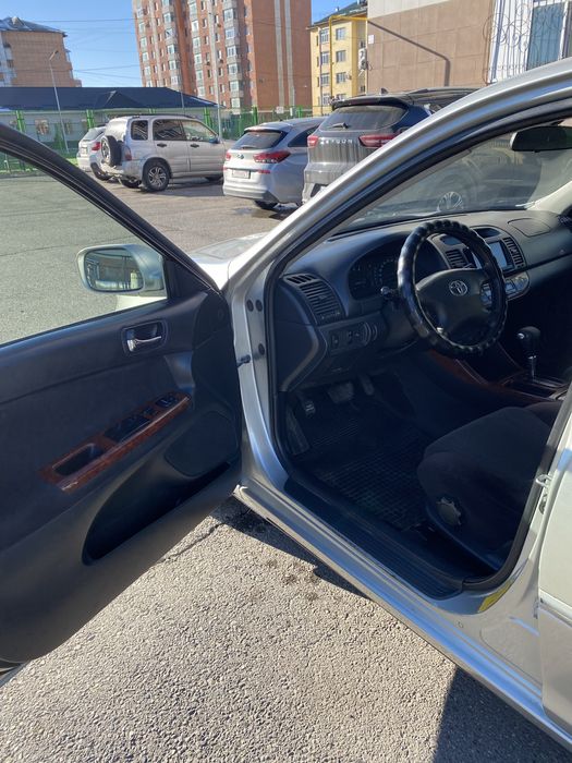 Тайота камри 30 2003г