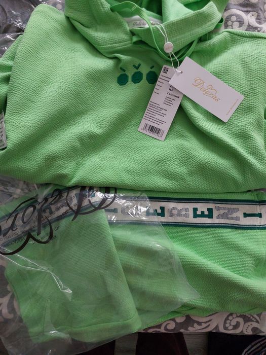 Продам костюм делорас