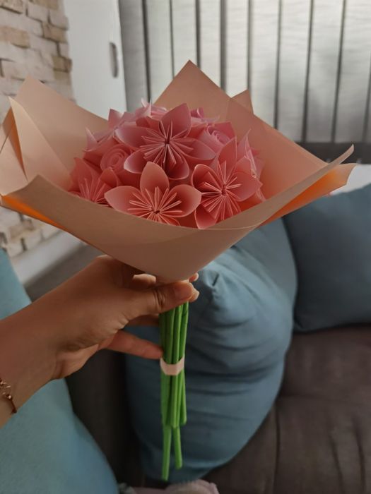 15лв Хартиен букет за всякакъв повод