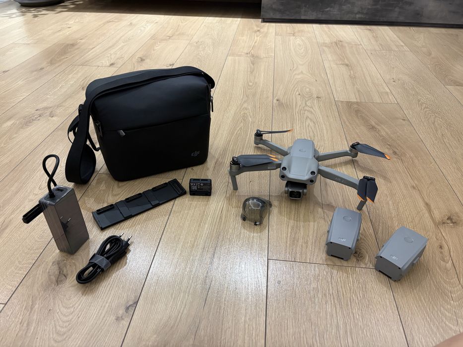 Дрон DJI Air 2S Fly More Combo